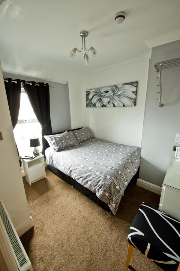 Rossall House , For Families & Couples Blackpool Exteriér fotografie