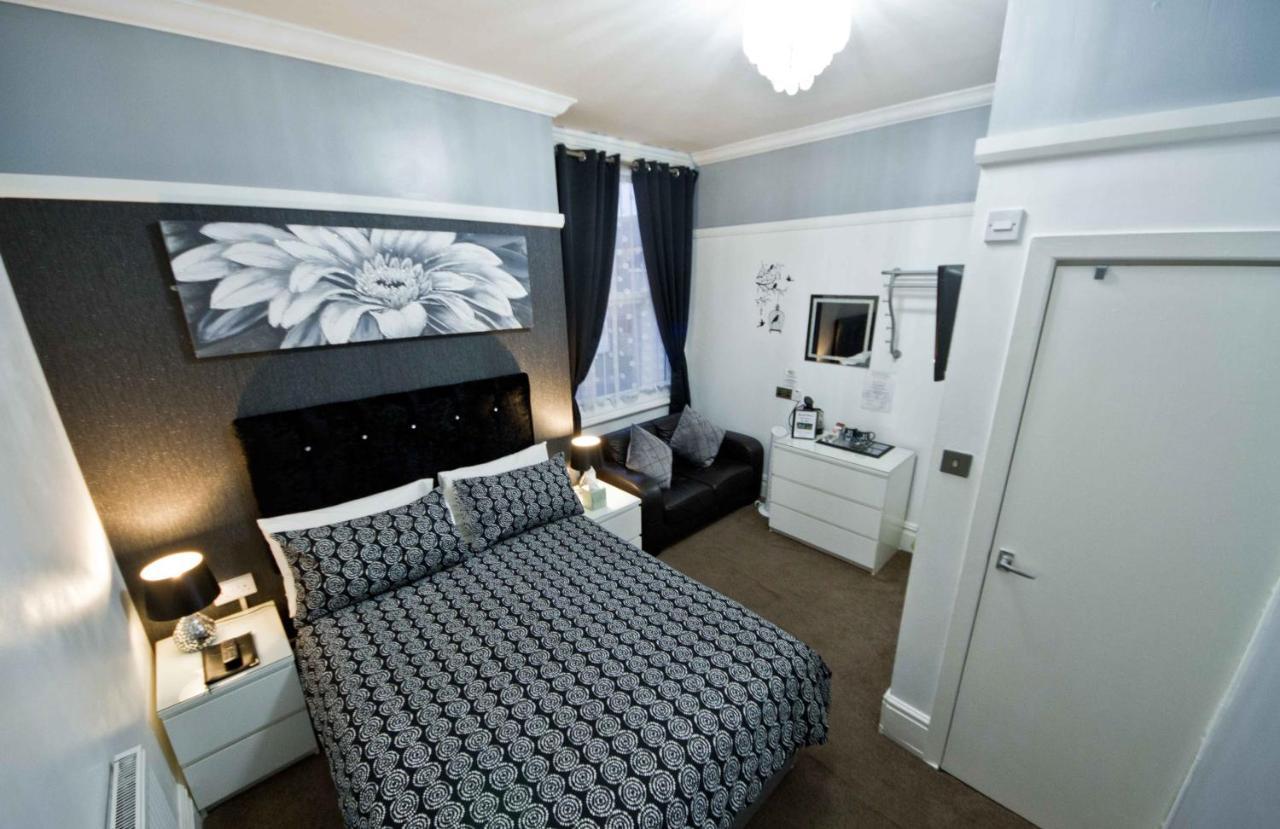 Rossall House , For Families & Couples Blackpool Exteriér fotografie