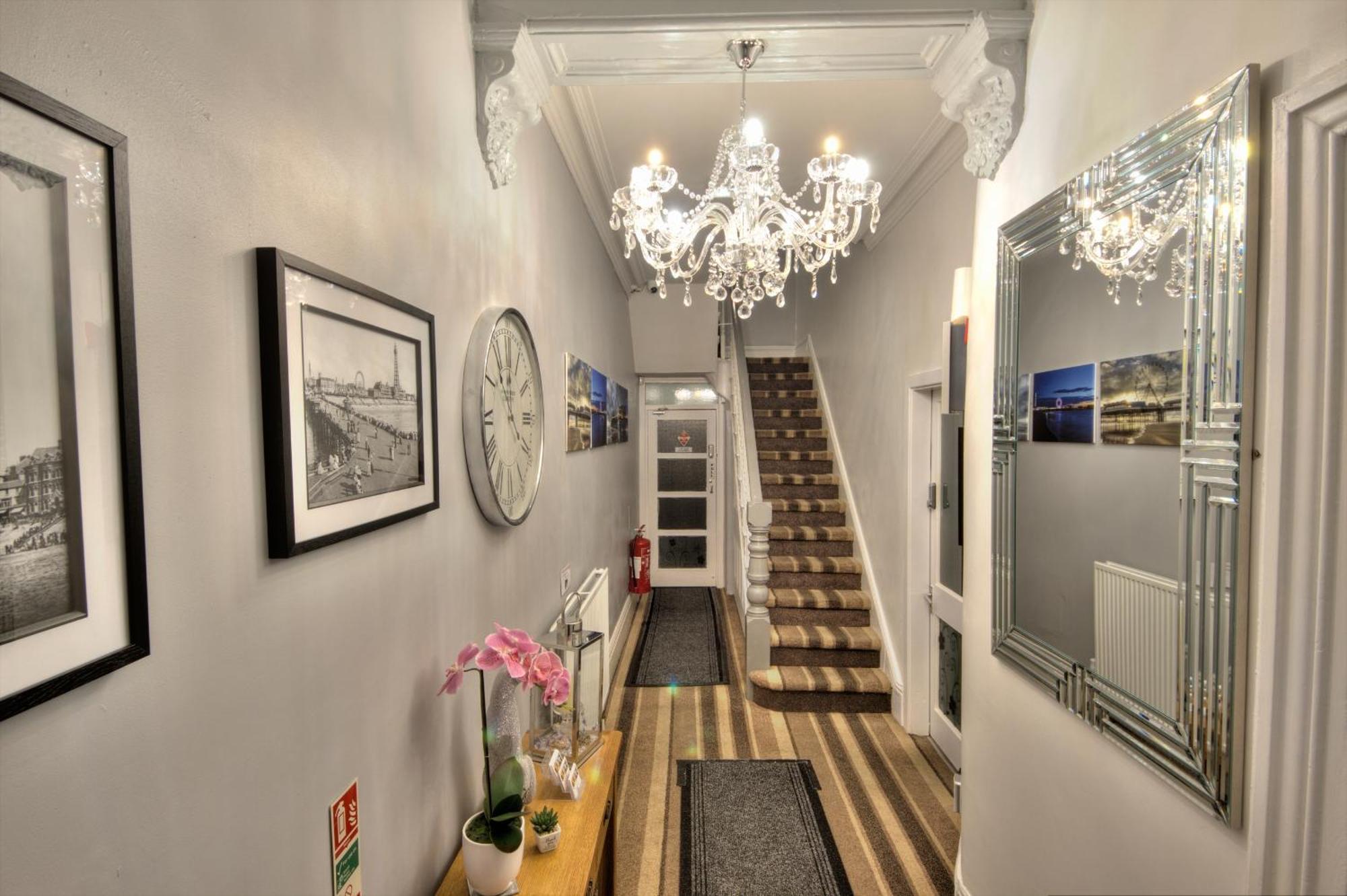 Rossall House , For Families & Couples Blackpool Exteriér fotografie