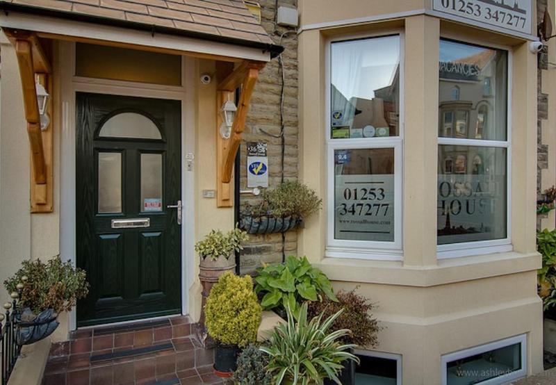 Rossall House , For Families & Couples Blackpool Exteriér fotografie