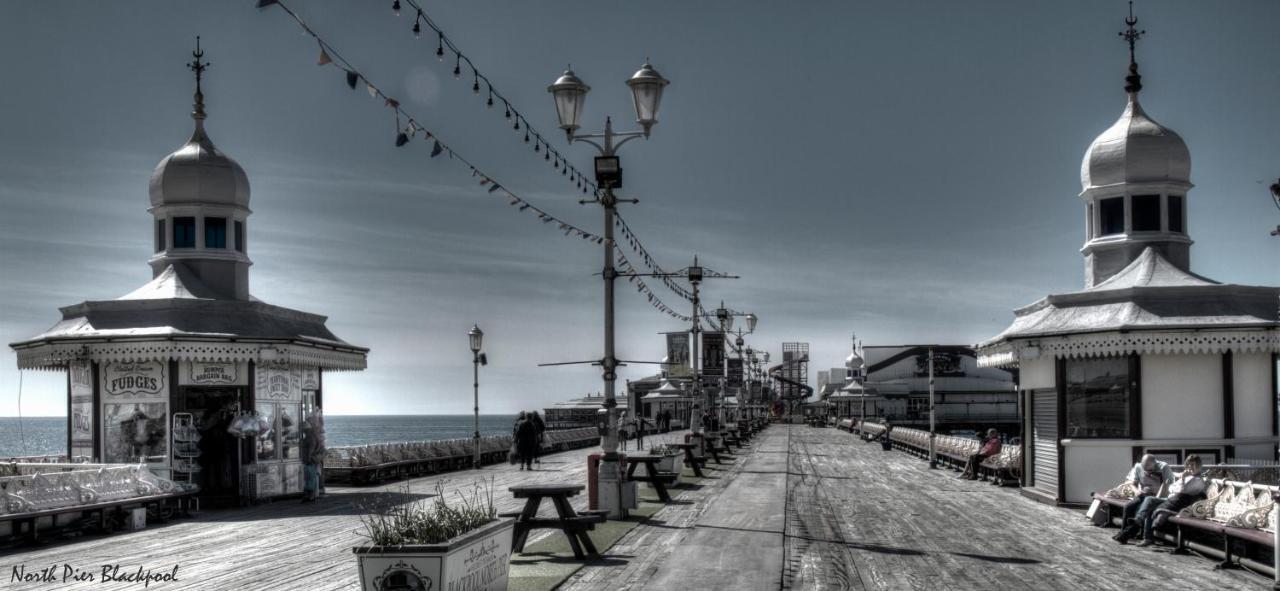 Rossall House , For Families & Couples Blackpool Exteriér fotografie